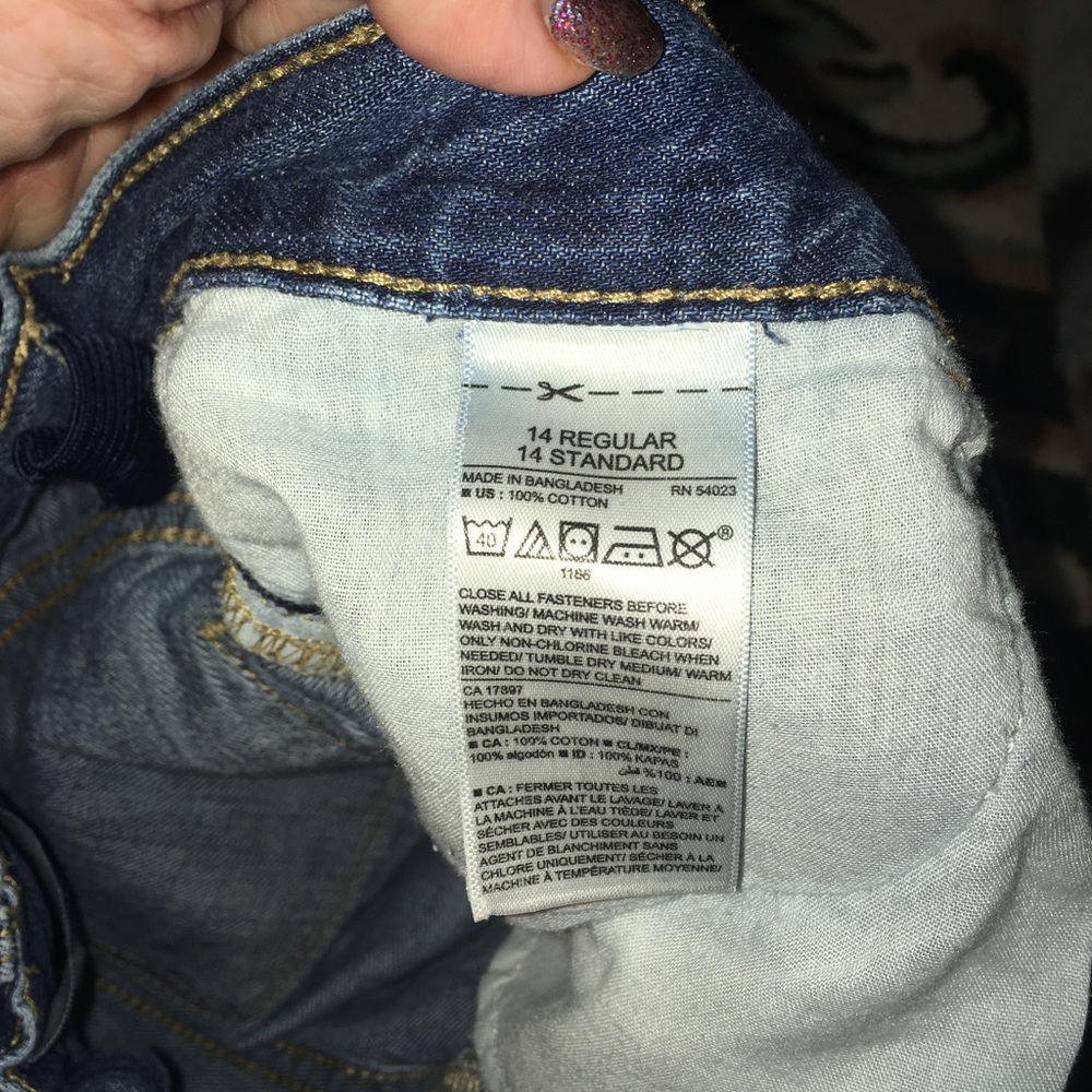 ⚜️ Old Navy Jean Shorts - Adj Waist - Picture 7 of 8